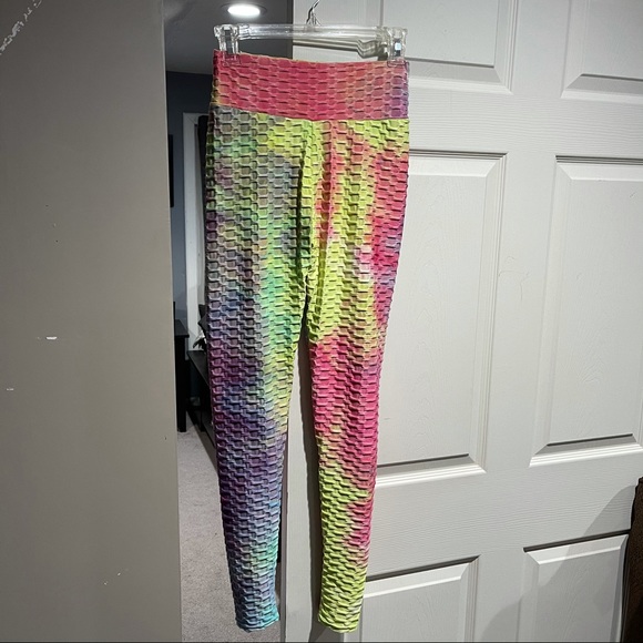 Rainbow yoga set of 2. Top and bottoms with scrunch butt! Brand new!! #16 - Picture 4 of 5